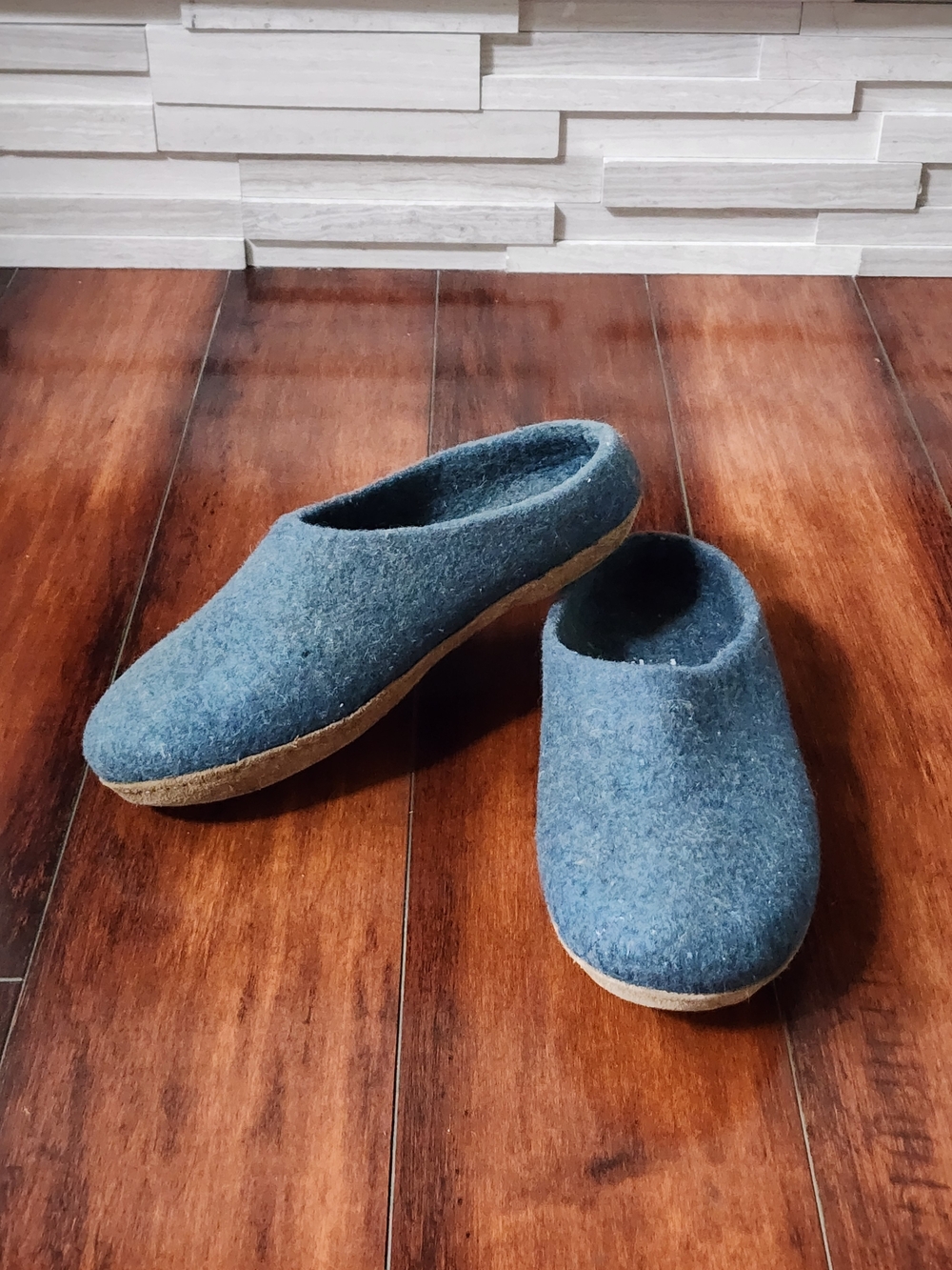 Kyrgies Blue Wool Felt House Slippers Unisex Handmade Slip-On Shoes W 9.5-10